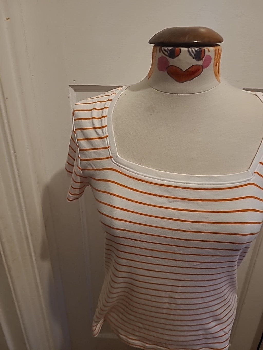 Ladies M+Co Size 14 Orange White Striped Short Sleeved Tshirt