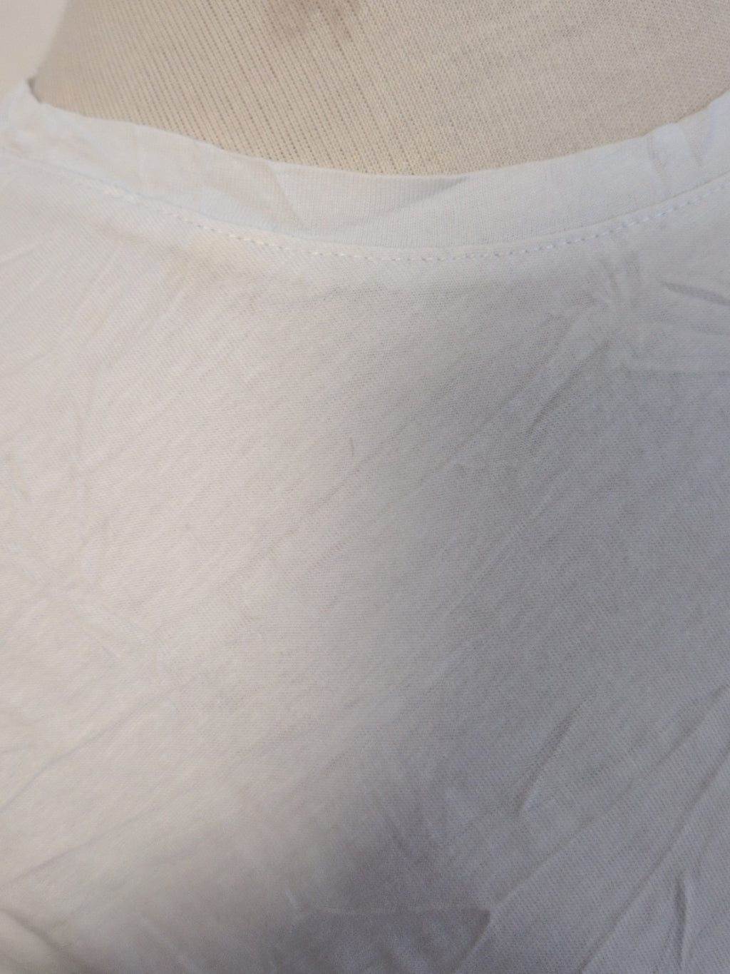 Ladies Zara Size Medium White Short Sleeve T-shirt Small Mark On Neck Hem