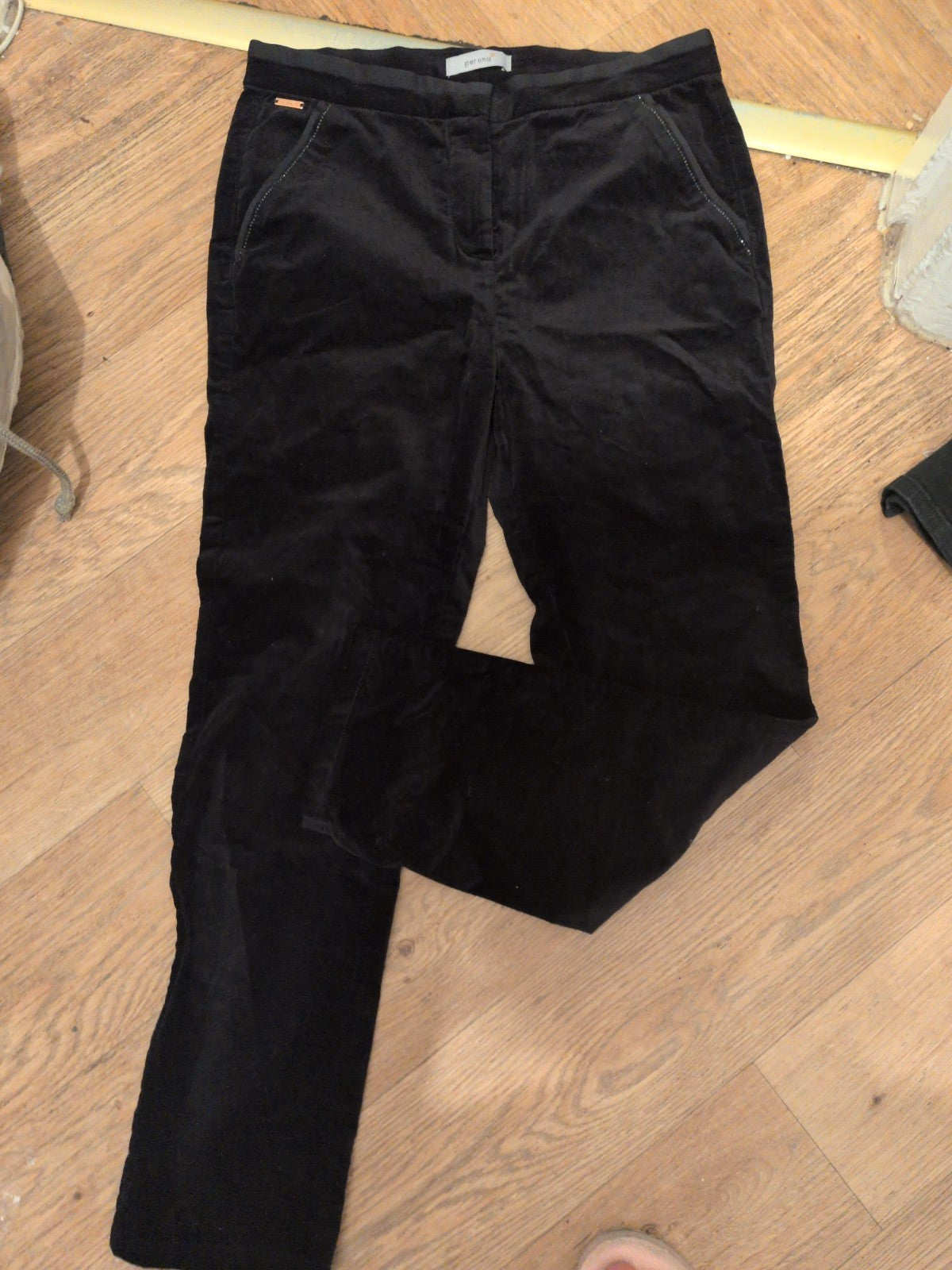 Per Una 12 Short Black Trousers Velvet Style Feel