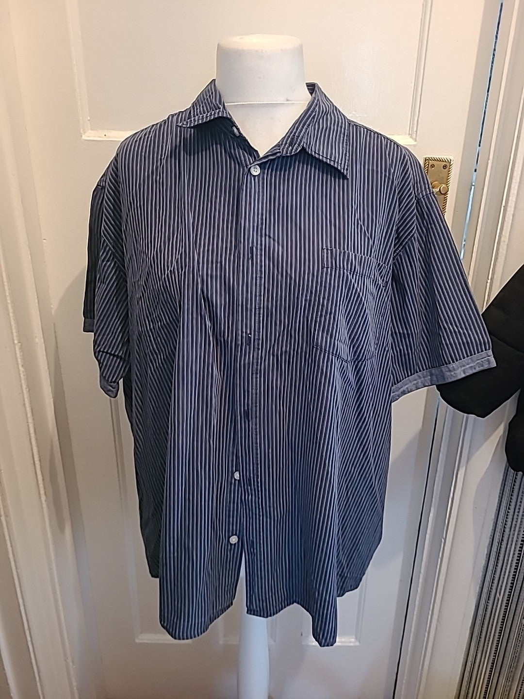 Mens Atlas Size 3XL Blue And Navy Striped Short Sleeved Shirt