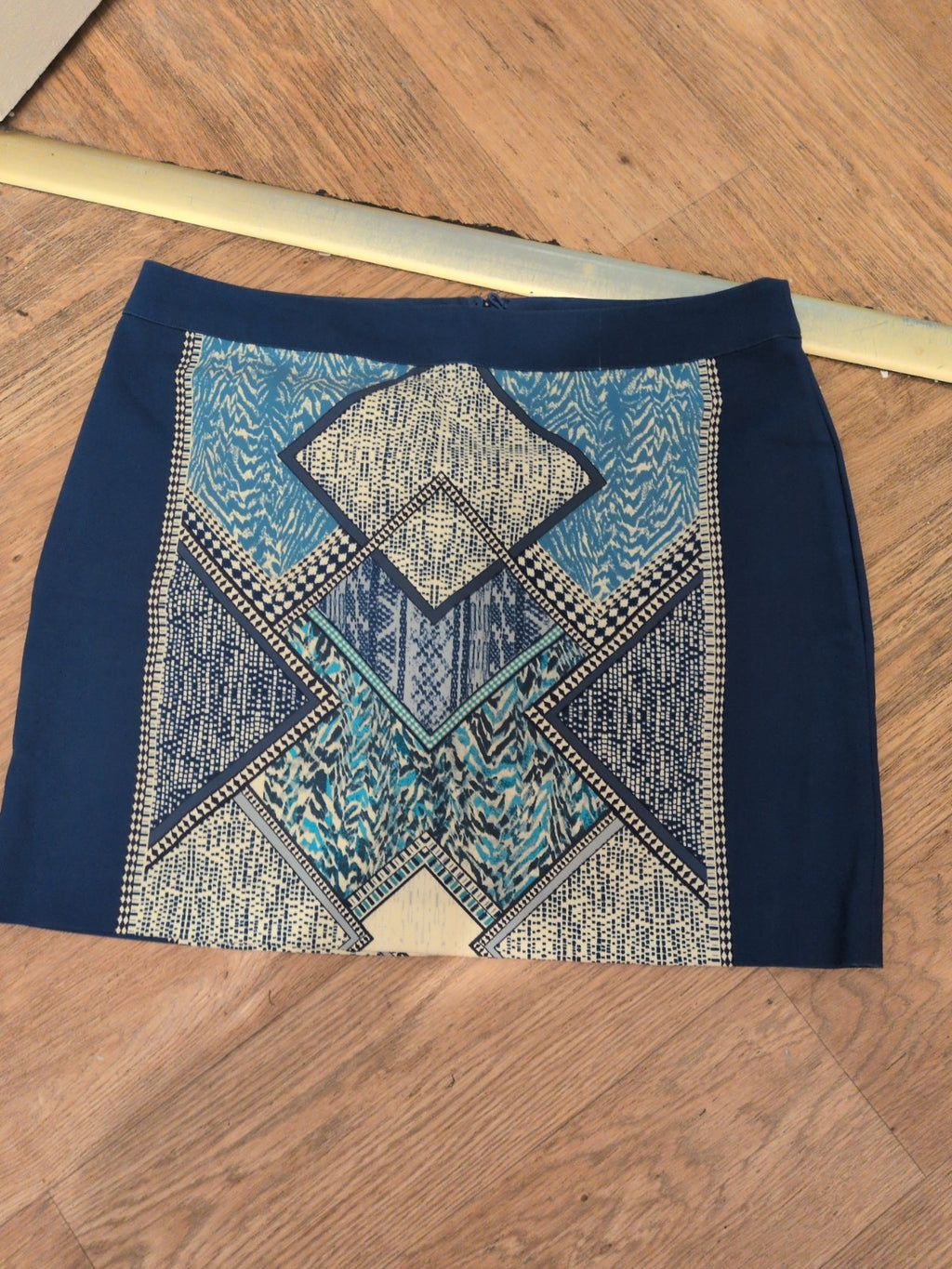 H&M 16 Blue Aztec Straight Skirt