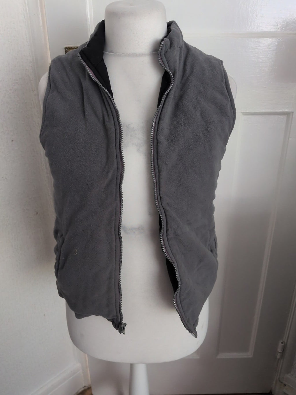 Medium Grey Sleeveless Full Zip Gilet