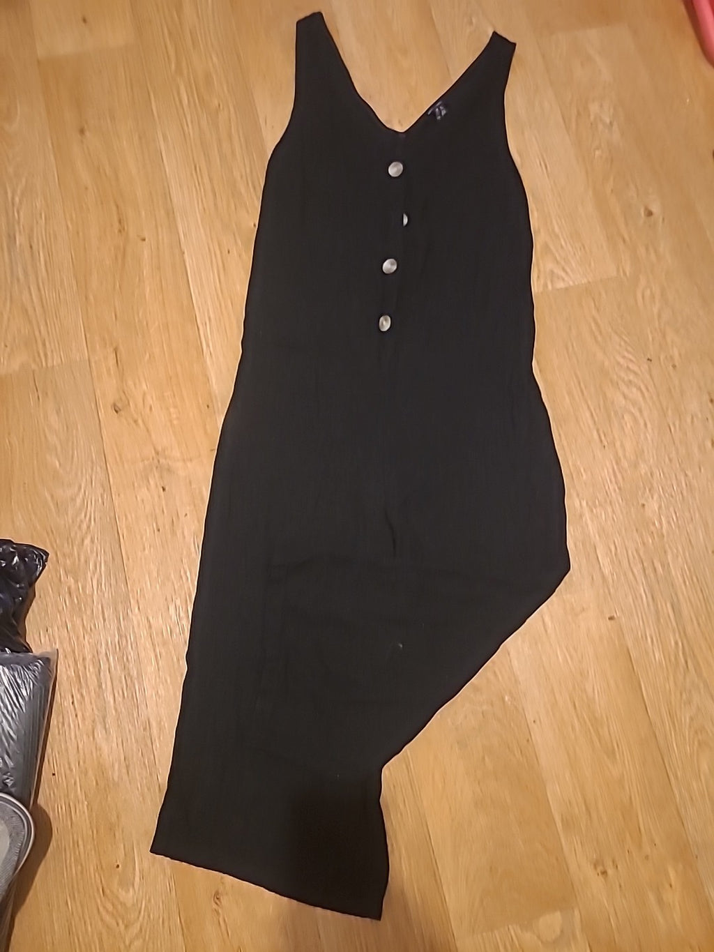 New Look 6 Black Sleeveless Cropped Jumpsuit