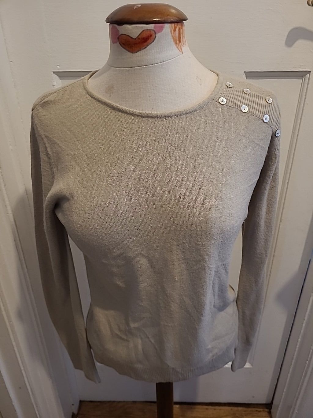 Ladies M&Co Size Medium Beige Long Sleeved Lightweight Pullover Jumper