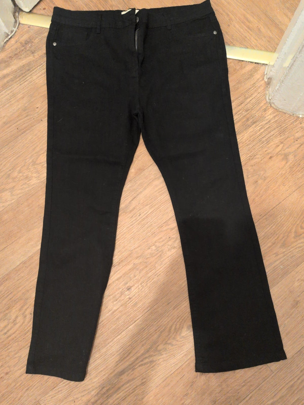 Ladies Yours Size 18 Black Isla Bootcut Jeans