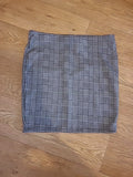 Ladies Primark Size 10 Black/White Check Elasticated Skirt