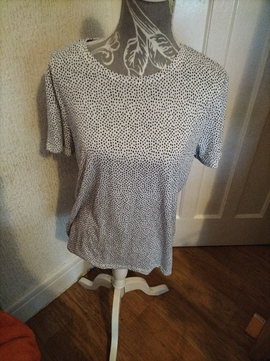 Ladies Marks And Spencer 14 Spotted Blouse
