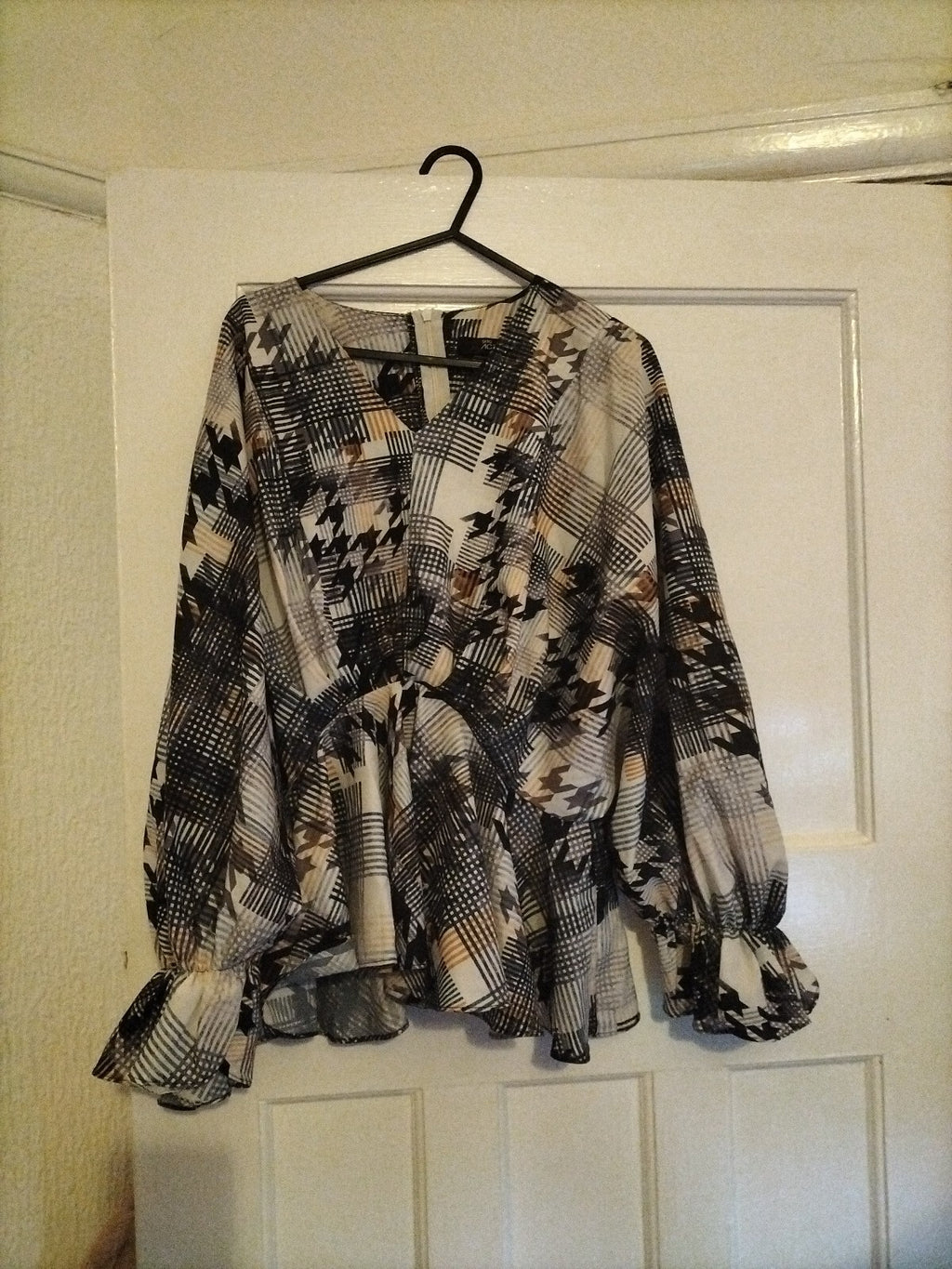 Ladies Gdg Actuel Size Small Multi Coloured Long Sleeved Blouse