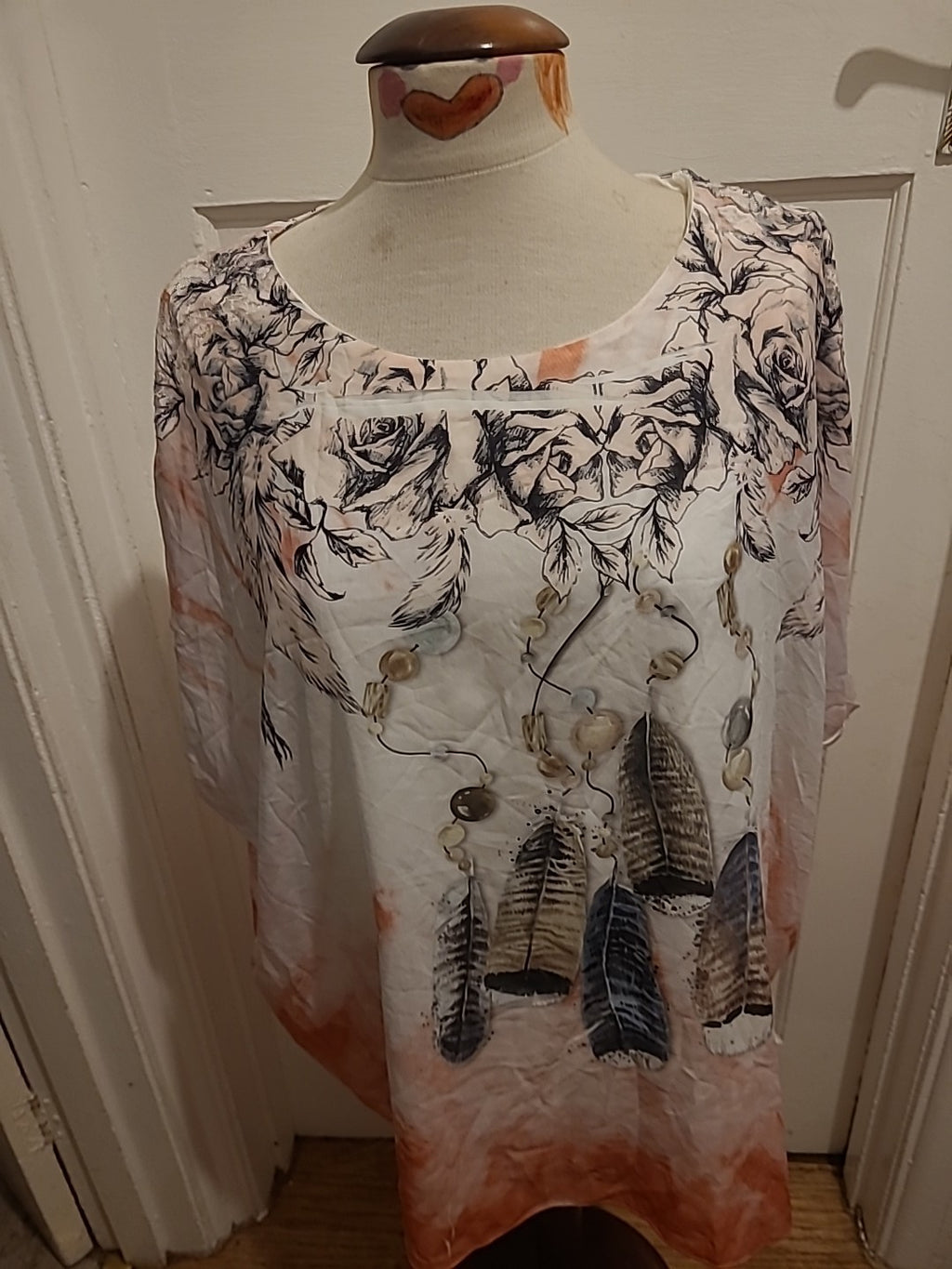 Ladies Urban Mist Size Large Peach White Short Sleeved Blouse