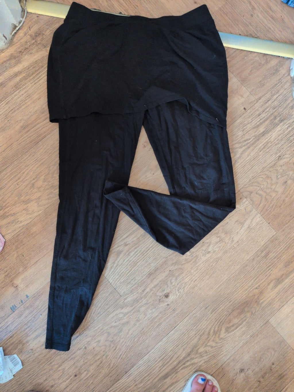 Thought 16 Black Leggings With Layover