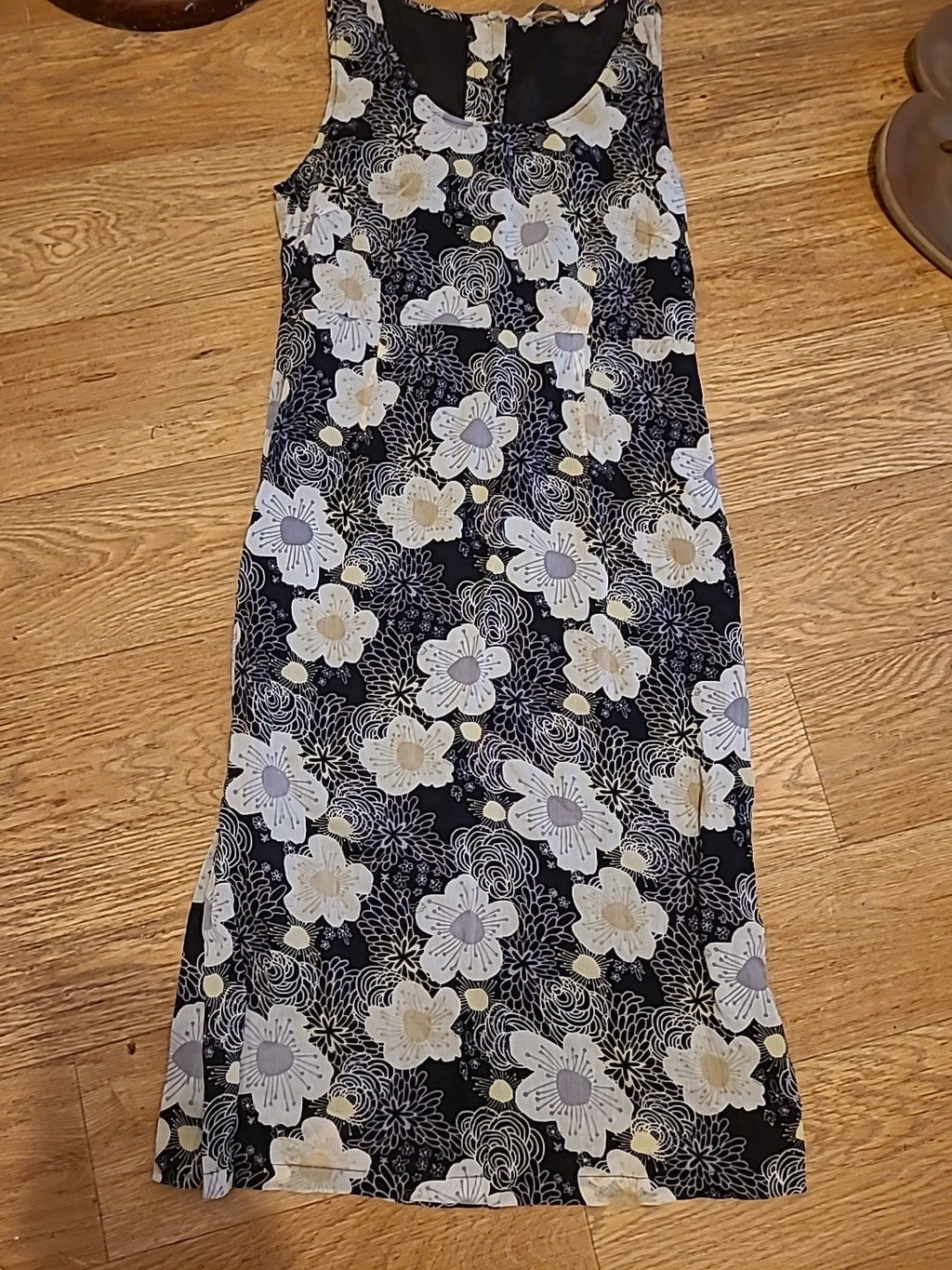 Ladies Adini Size XS Navy Floral Sleeveless Dress