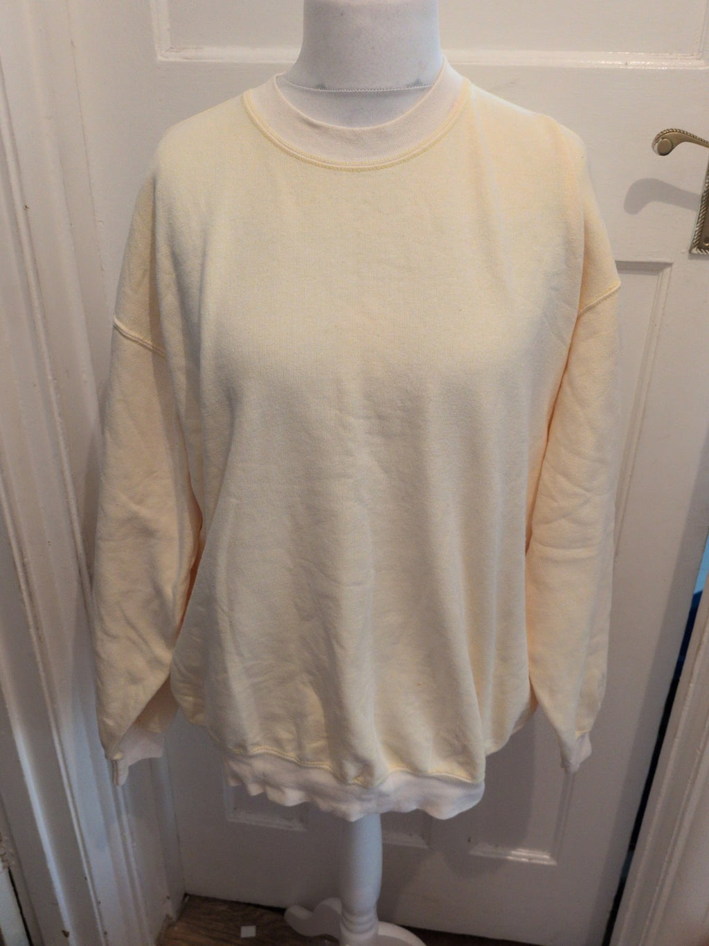 Large Pale Yellow Pullover Jumper