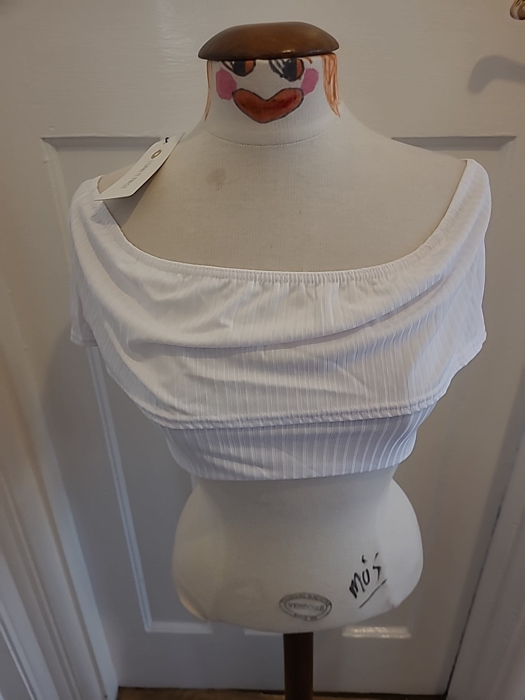 Brand New I Saw It First Size 14 Scuba Crape Milkmaid Puff Sleeve Blouse White