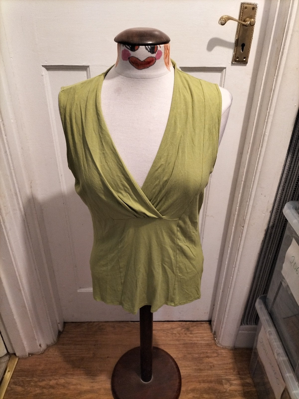 Ladies Marks And Spencer Size 16 Lime Sleeveless Blouse