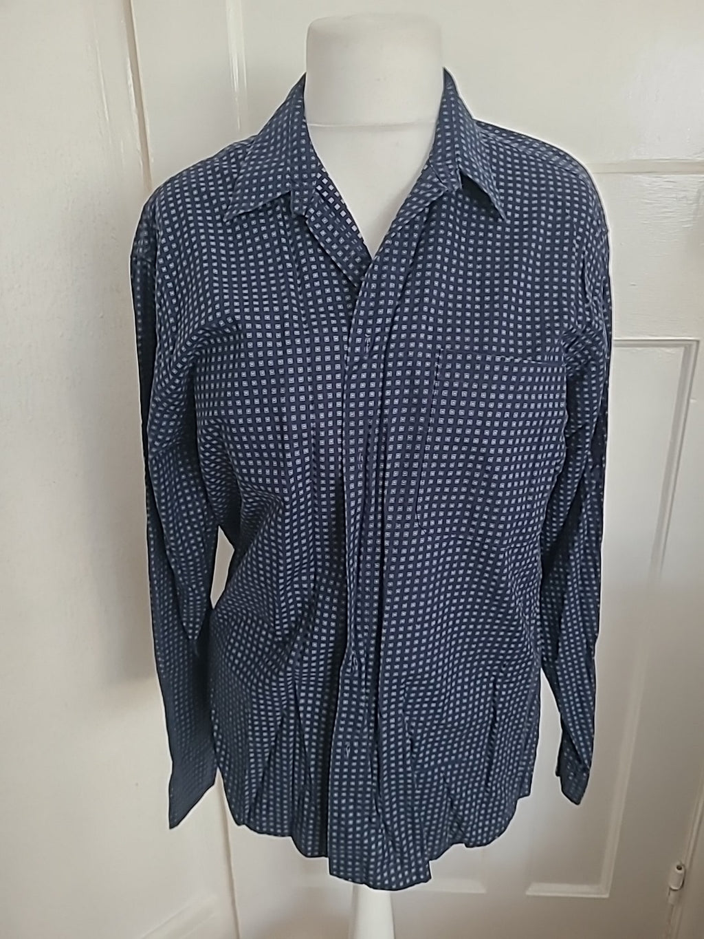 Mens Angelo Litrico Size 42 Chest Navy Patterned Long Sleeved Shirt