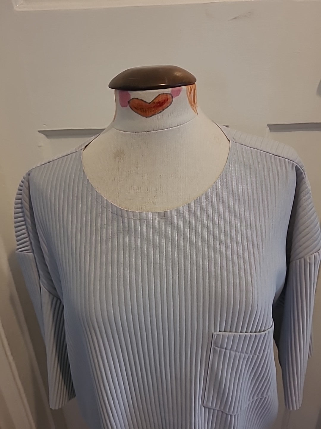 Ladies Zara Size XL Pale Grey Short Sleeved Blouse