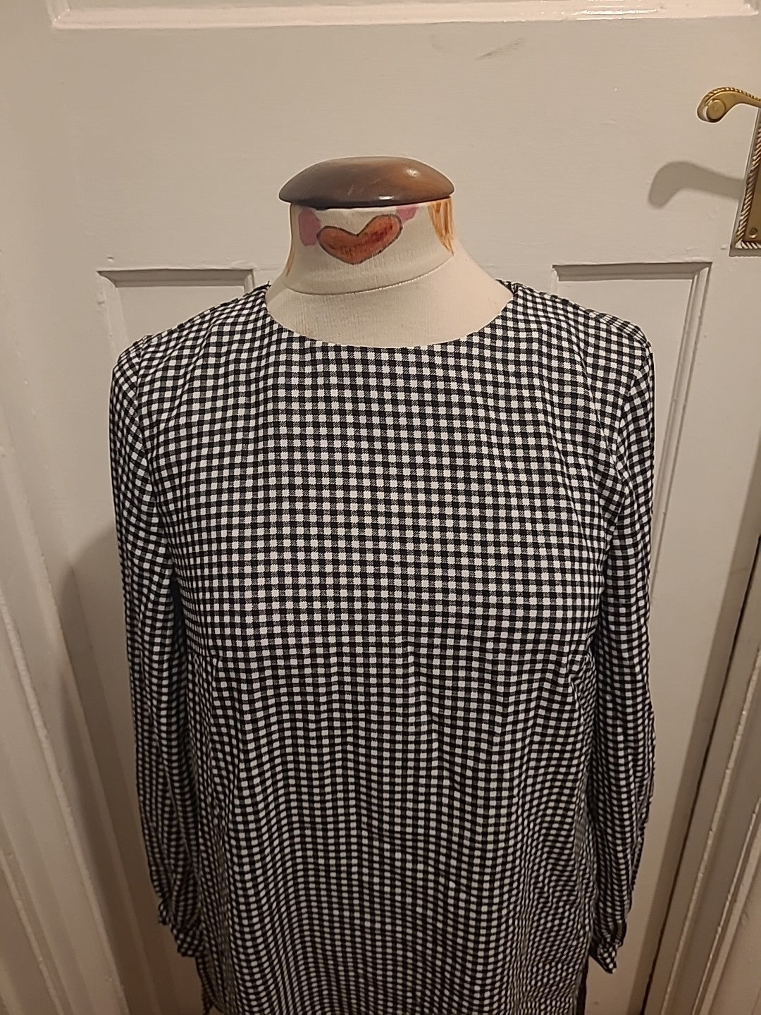 Ladies H&M Size 10 Black/White Check Long Sleeved Dress