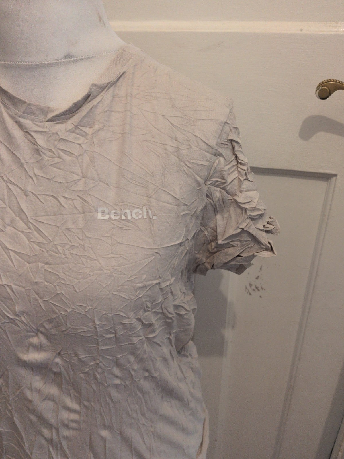 Bench Large Neutral Short Sleeve T-shirt