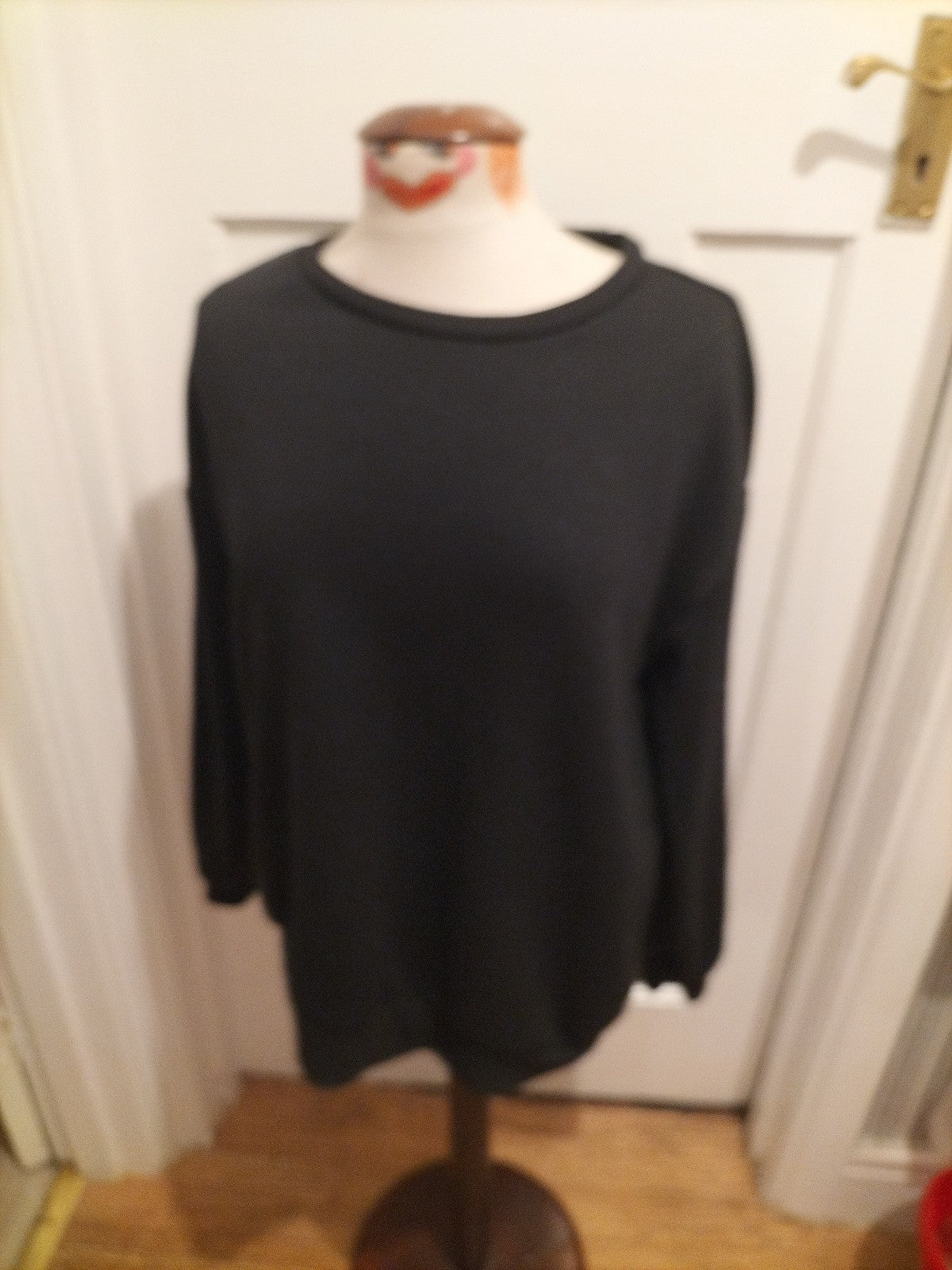 Mens Shein Size Large Plain Black Long Sleeved Jumper