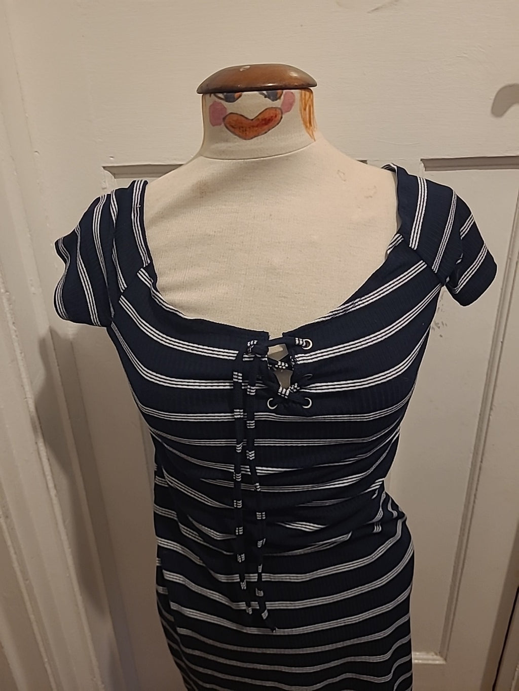 Ladies Brave Soul Size Small Navy White Striped Short Sleeved Dress