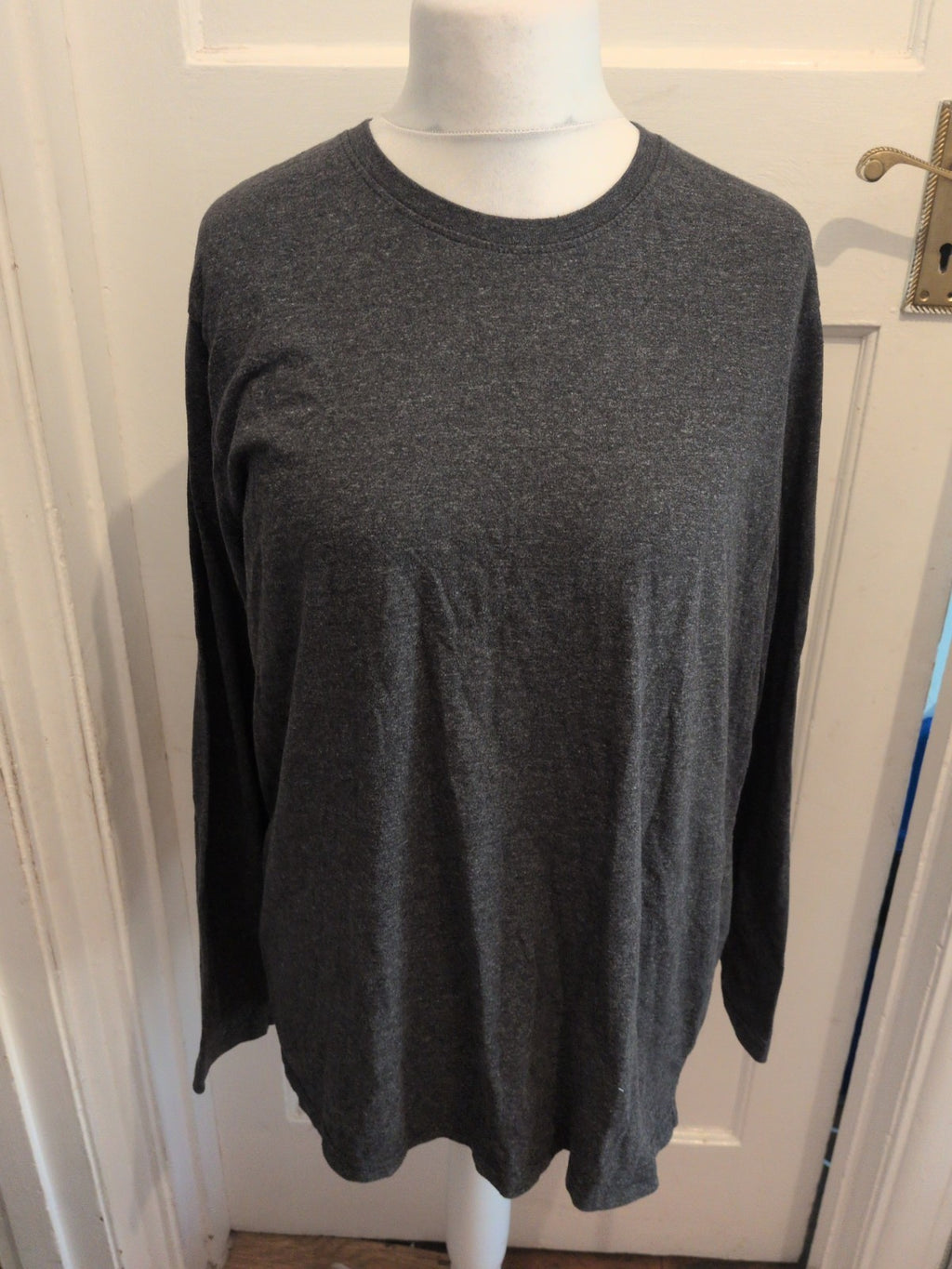 Mens Livergy Size XL Dark Grey Long Sleeve T-shirt