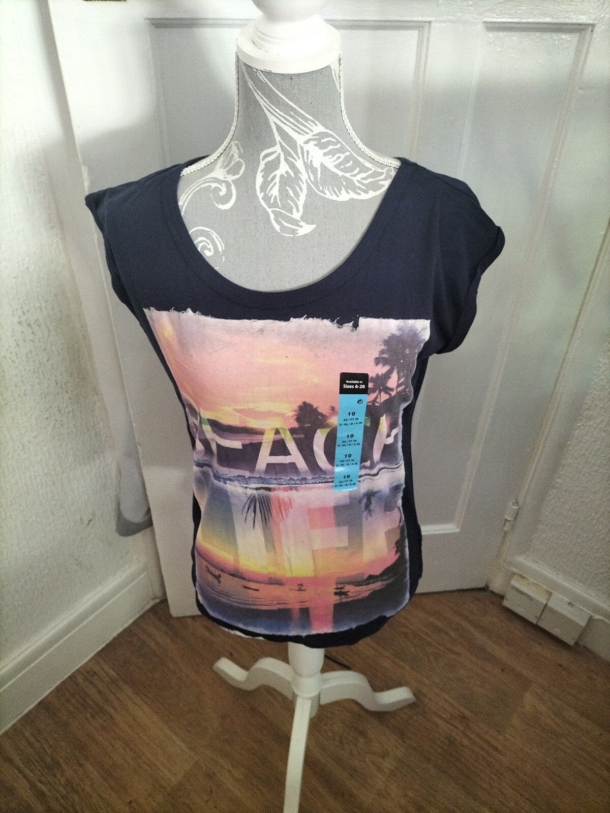 Ladies Primark Size 6 Beach Short Sleeved Top