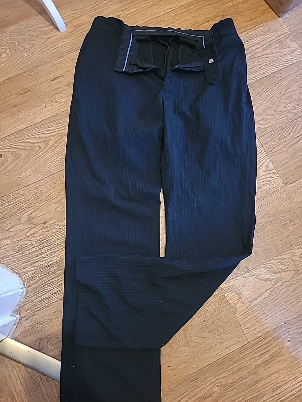 Mens George Size 30x31R Black Pinstripe Trousers