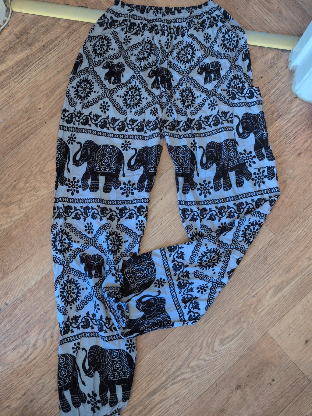 Xs Grey And Black Elephant Pattern Pyjama Bottoms