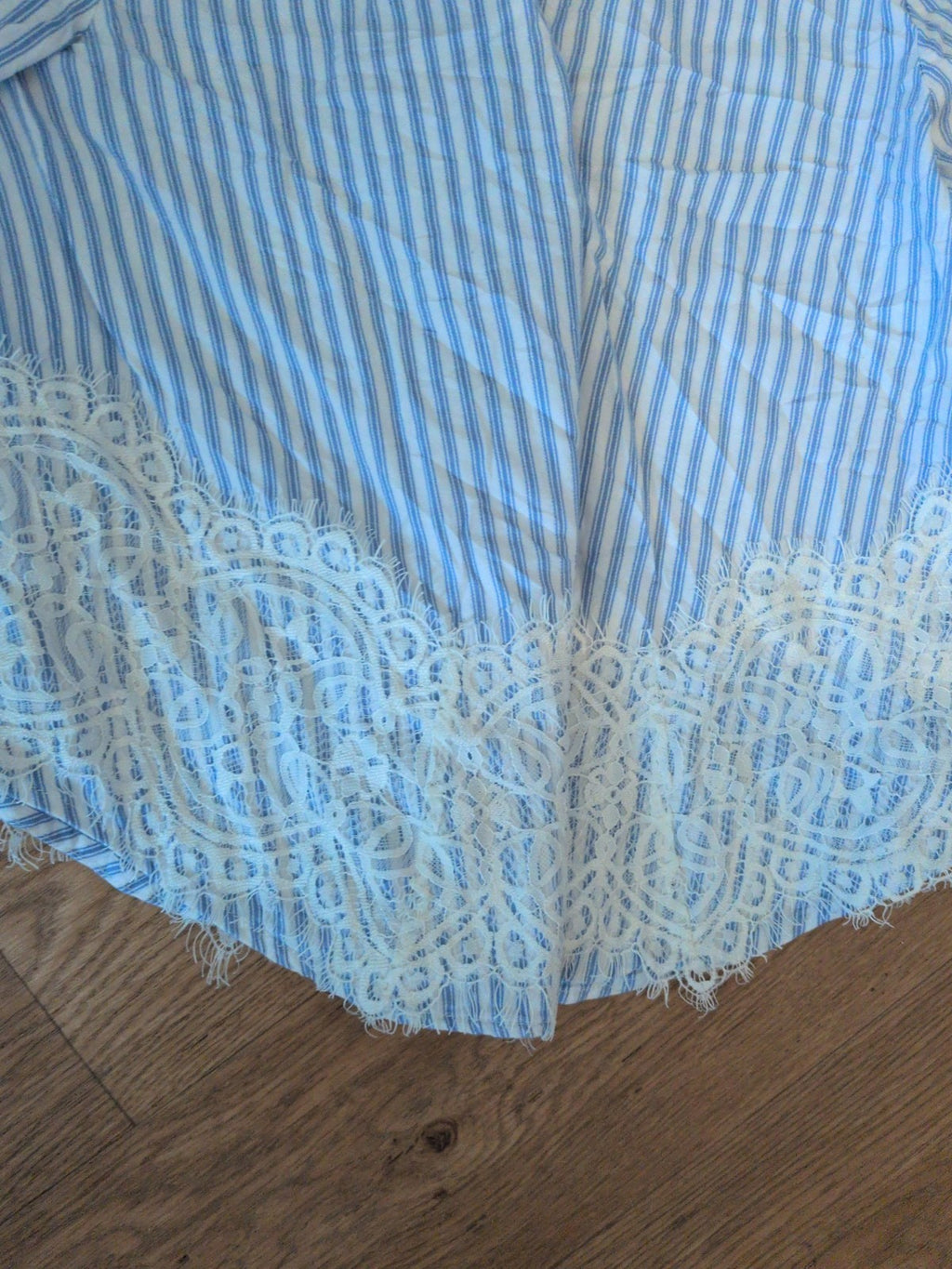 Zara Small Blue Stripe 3/4 Sleeve Blouse