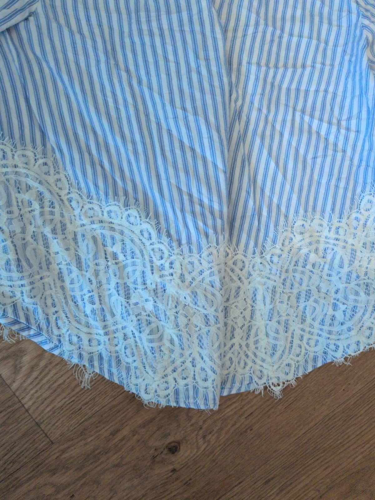 Zara Small Blue Stripe 3/4 Sleeve Blouse