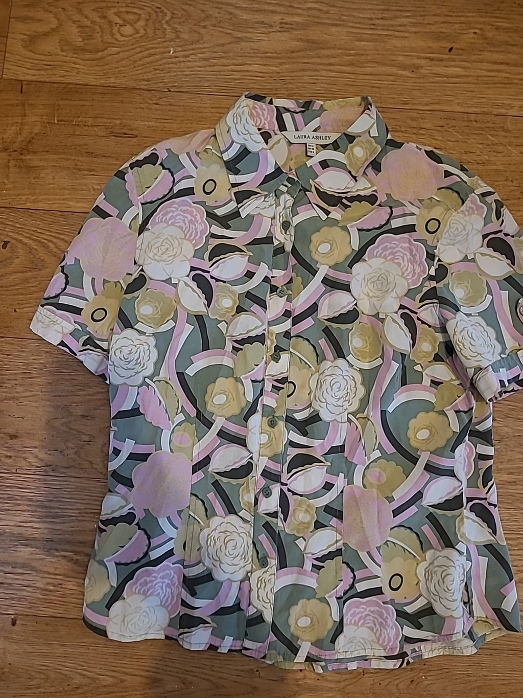 Ladies Laura Ashley Size 12 Multicoloured Short Sleeved Collared Blouse