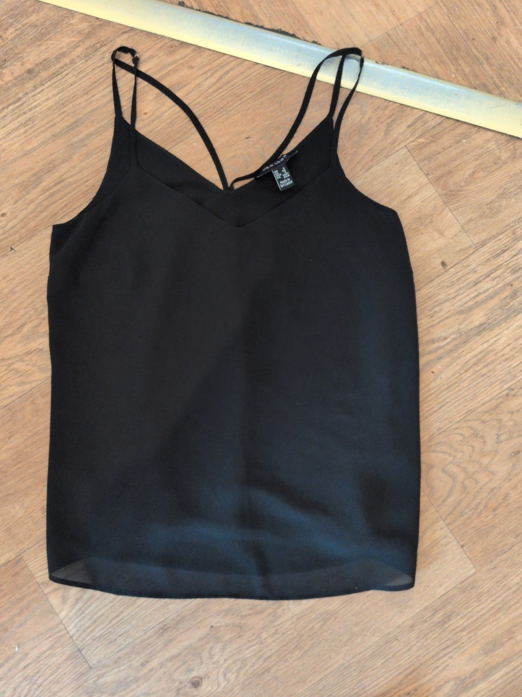 Ladies New Look Size 8 Black V Neck Sleeveless Cami Top