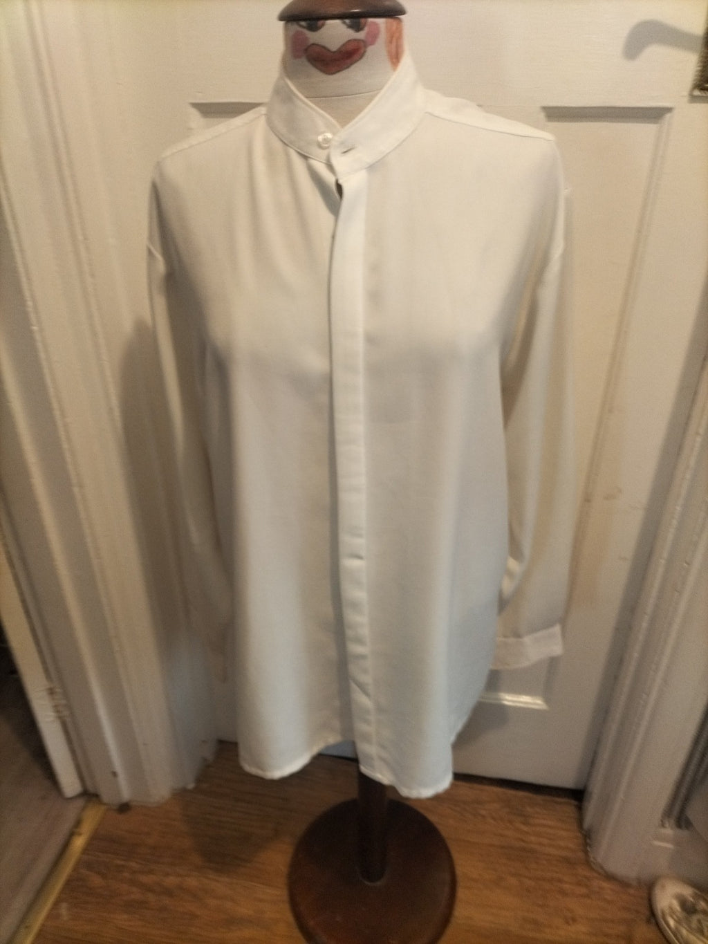 Mens Primo Size Medium White Long Sleeved Shirt