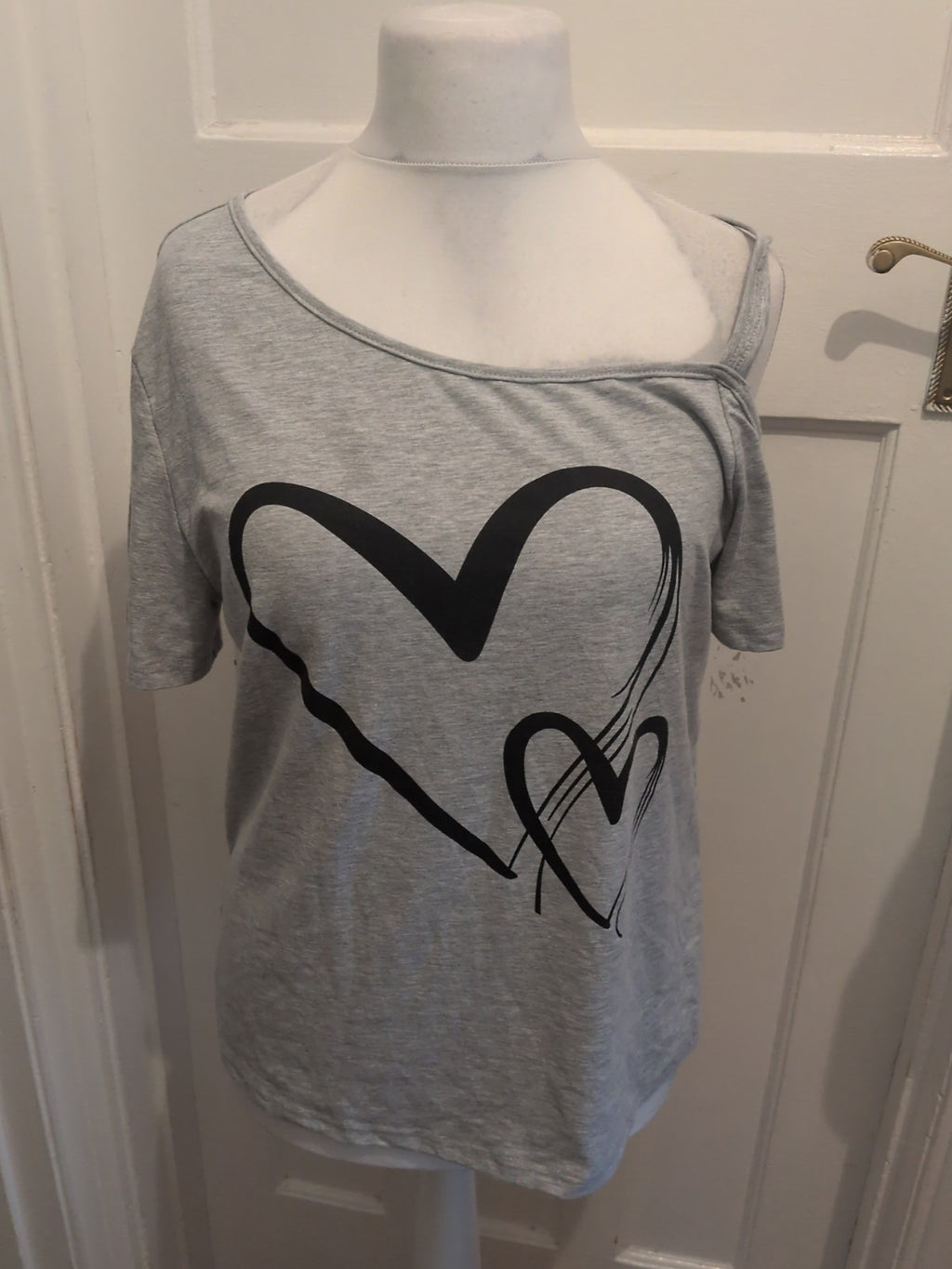 Shein Large Grey With Black Heart Print Short Sleeve T-shirt