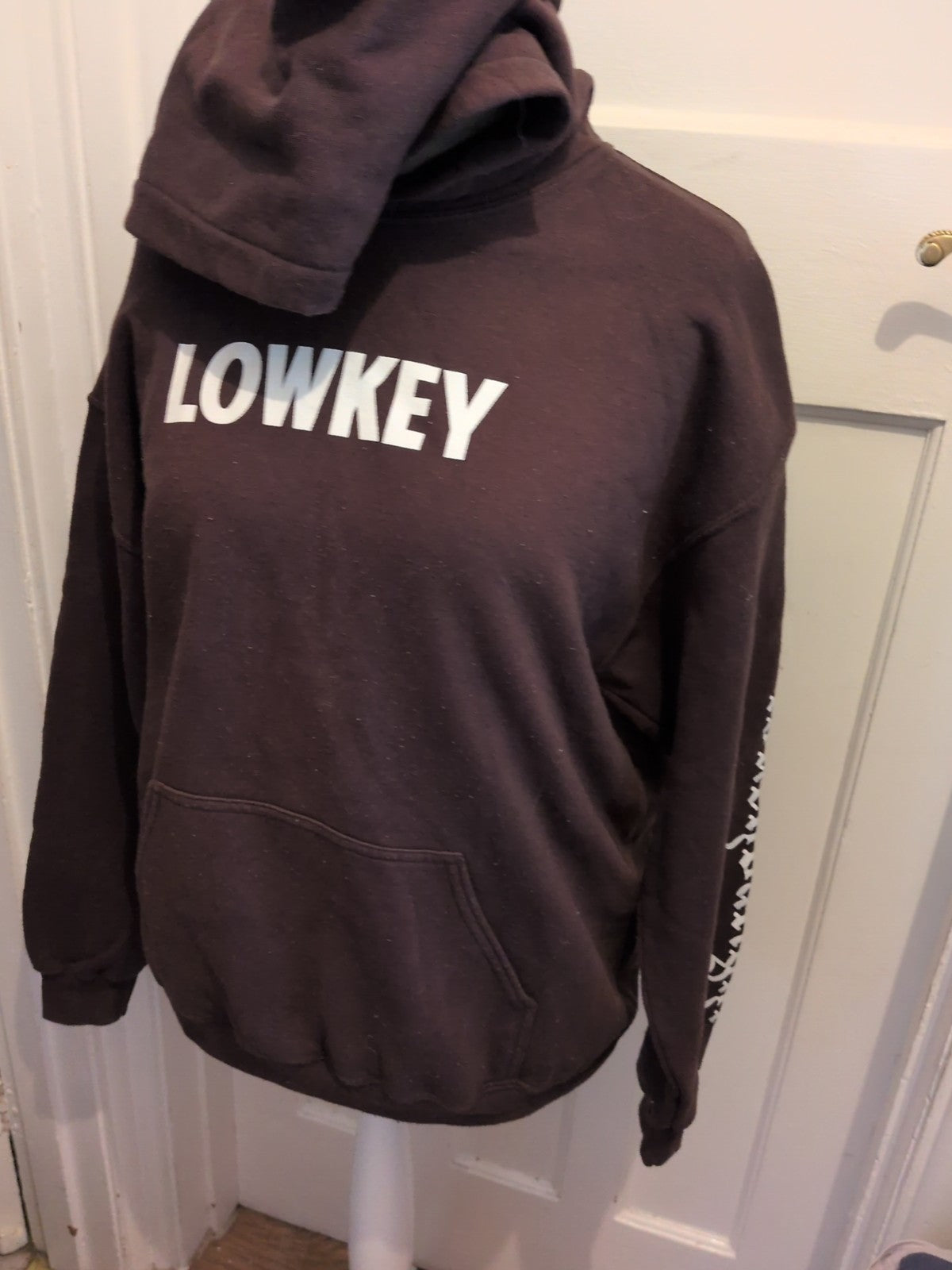 Gildan Large Brown Lowkey Print Hoodie Pullover
