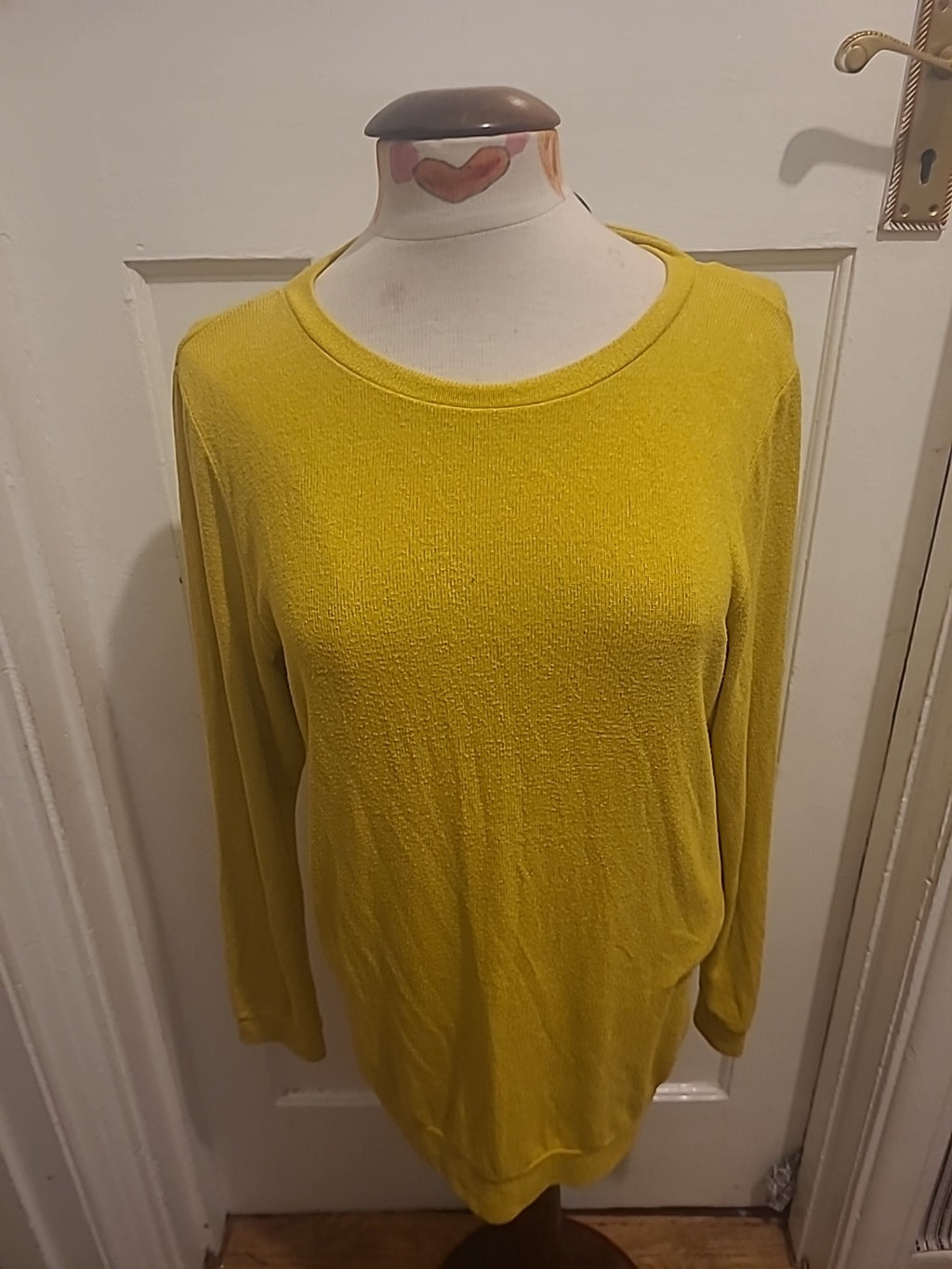 Ladies River Island Size 10 Yellowish Long Sleeved Lightweight Jumper