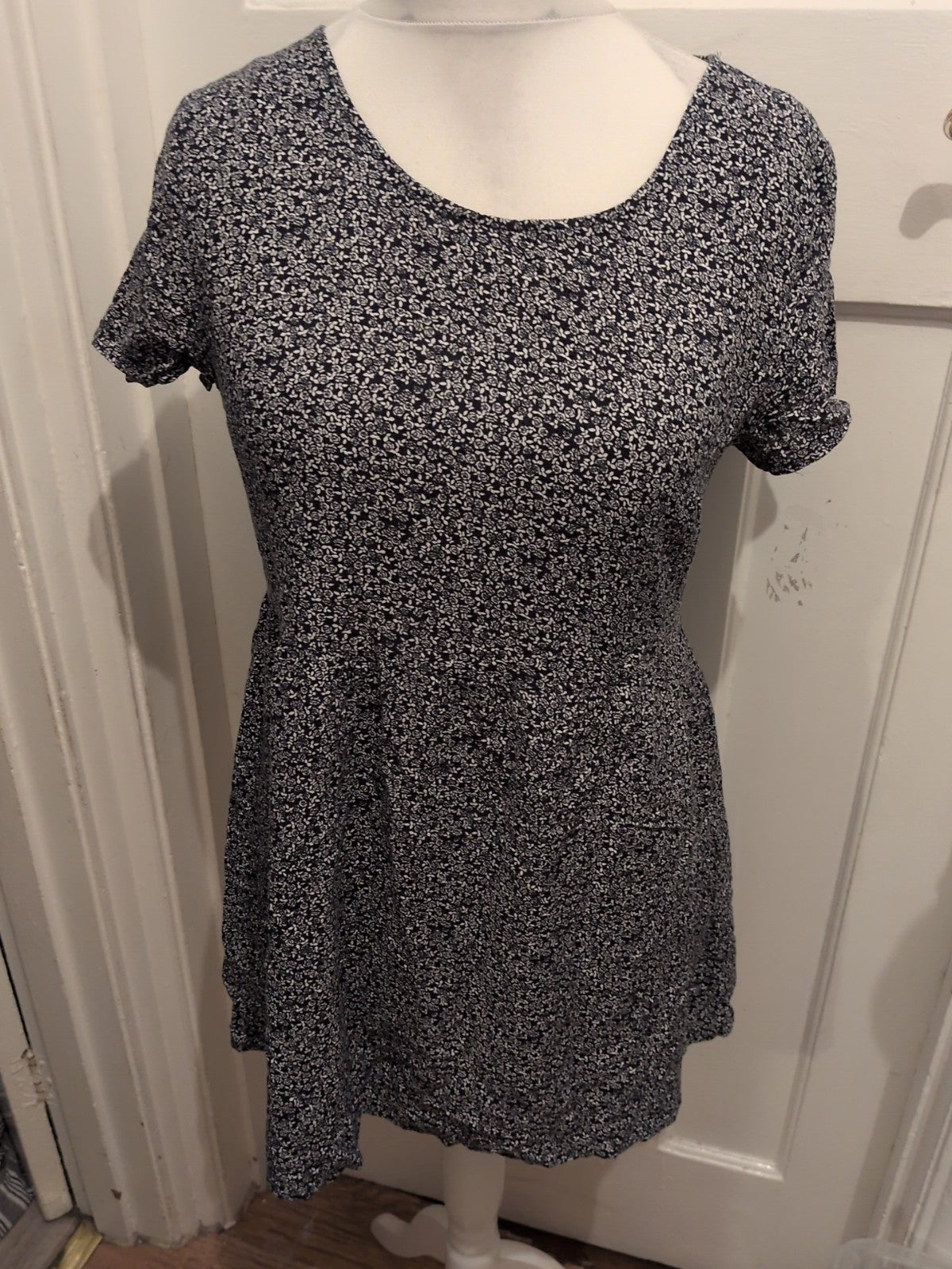 Divided 14 Navy And White Short Sleeve Blouse Floral