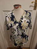Brand New Ladies Eye Catch London Size 16 Navy/Black/green Floral Short Sleeved