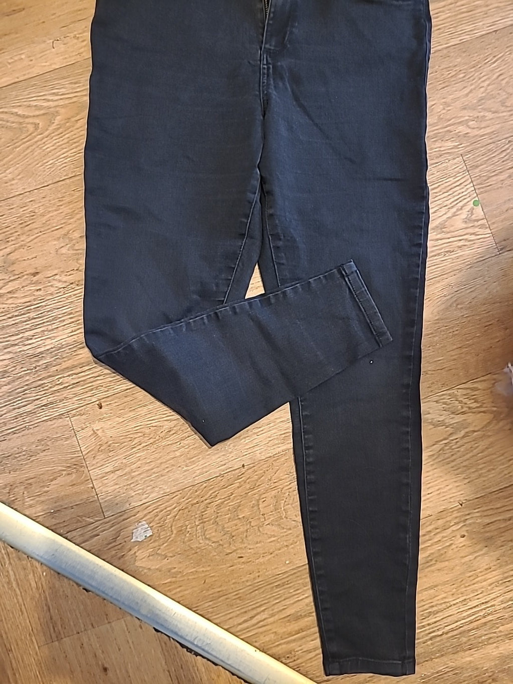 Ladies Vero Moda Denim Size 32" Black Jeans