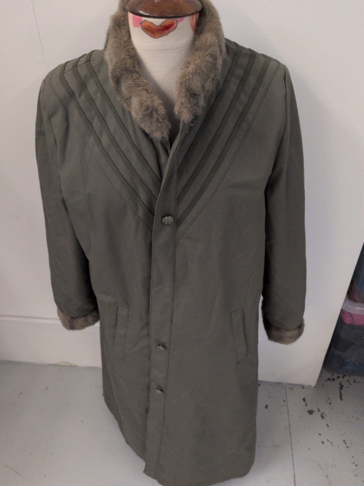 Dannimqc Royale Large Green Faux Fur Jacket