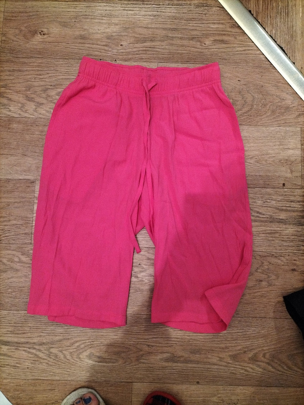 Ladies Damart Size 10 Pink Elasticated Cropped Trousers