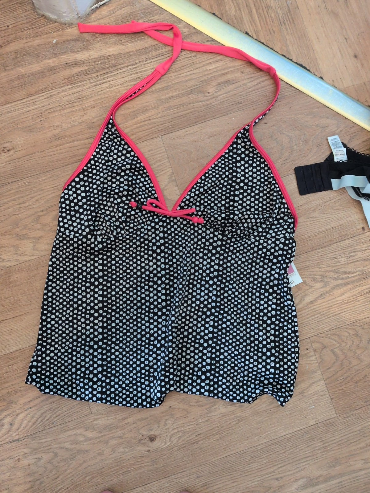 Brand New Marks And Spencer 22 Black White And Pink Swim Top