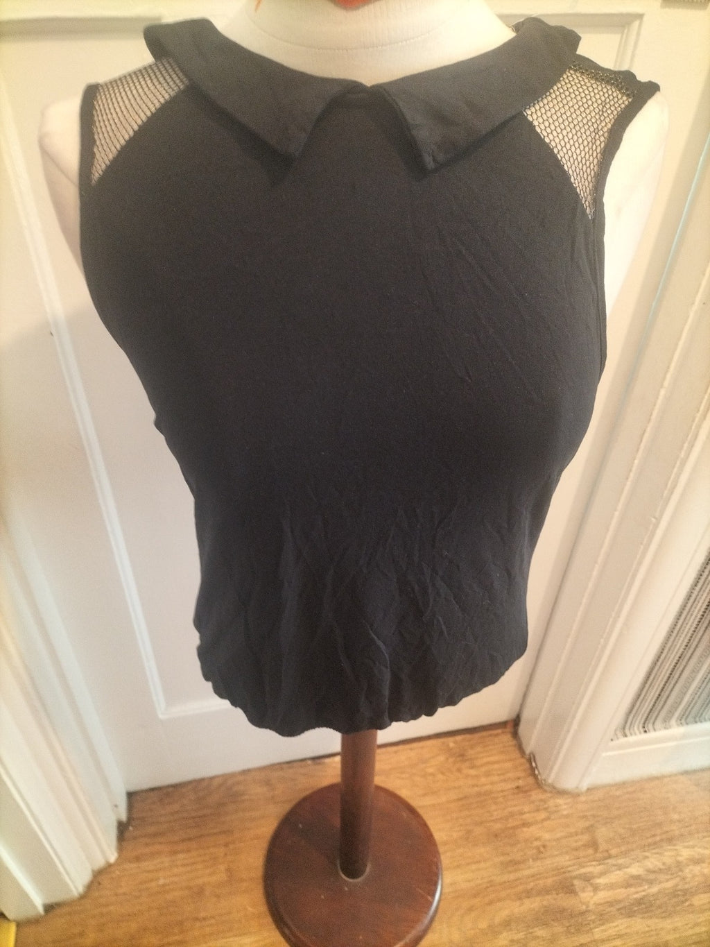 Ladies Primark Size 10 Black Sleeveless Tshirt