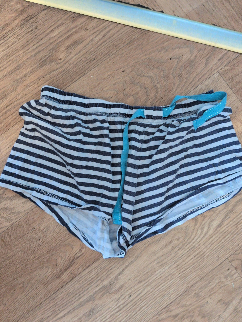 Love To Lounge 12-14 Navy Stripe Pyjama Shorts