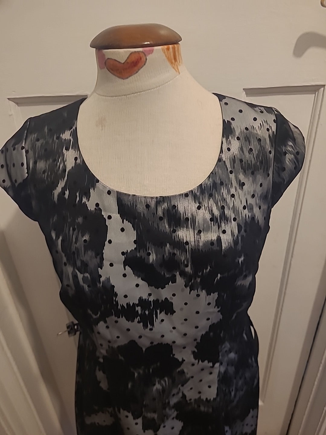 Ladies Precis Size 12 Black White Mesh Short Sleeve Dress