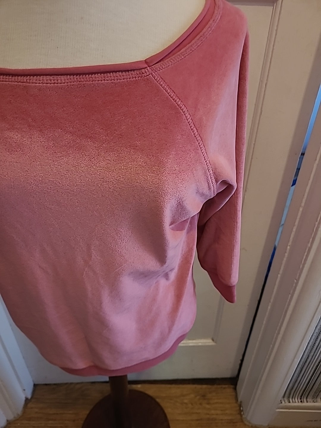 Ladies Size Large Pink Long Sleeve Pullover Jumper