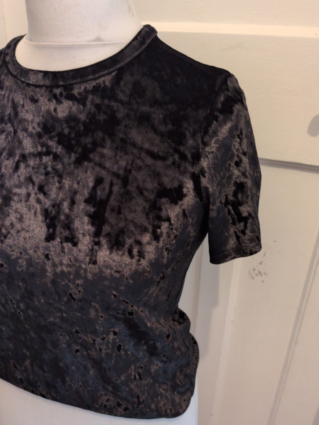 Primark 8 Black Short Sleeve T-shirt Satin Style