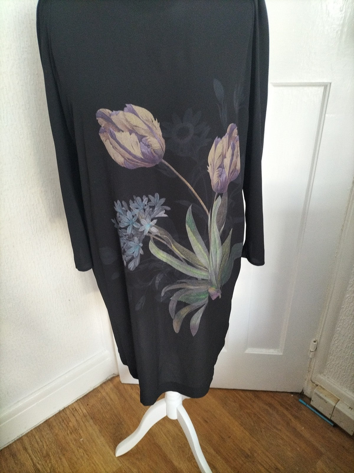 Ladies Next Petite Size 16 Black Floral 3/4 Sleeved Dress