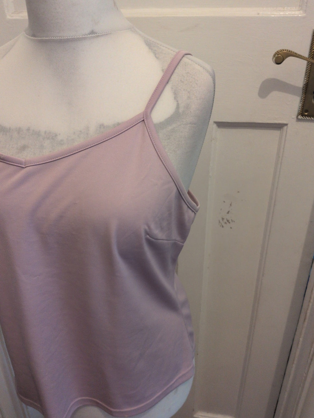 18 Pale Purple V Neck Sleeveless Cami Rop