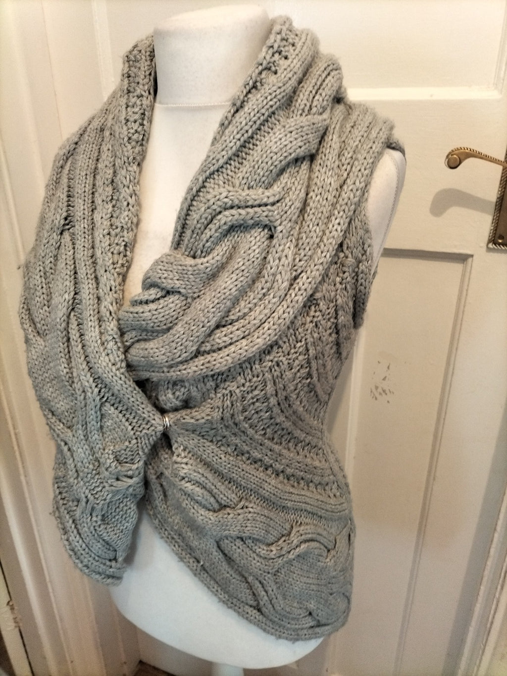 Ladies George Size Grey Knit Long Sleeved Cardigan With Collar